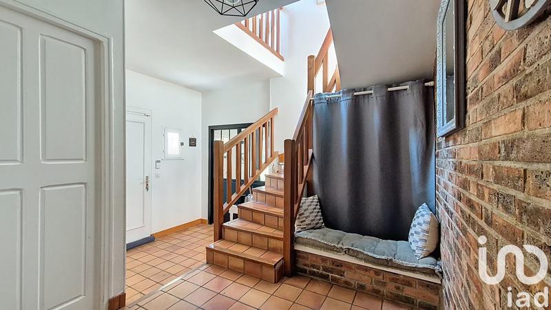 Maison - 210 m² - 7 pièces