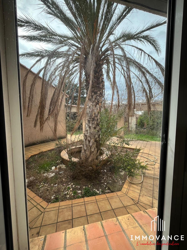 Maison - 350 m² - 7 pièces