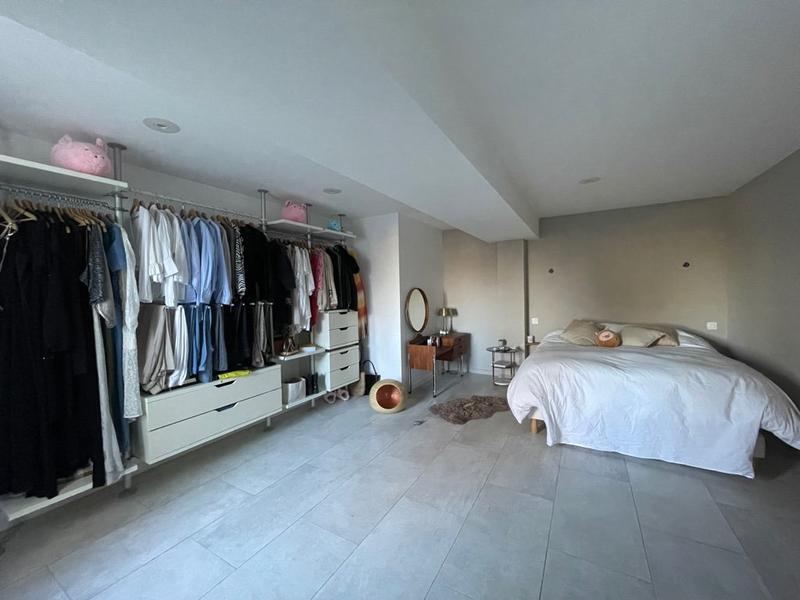 Château - 378 m² - 9 pièces