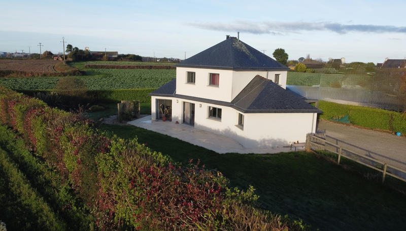 Maison - 114 m² - 6 pièces