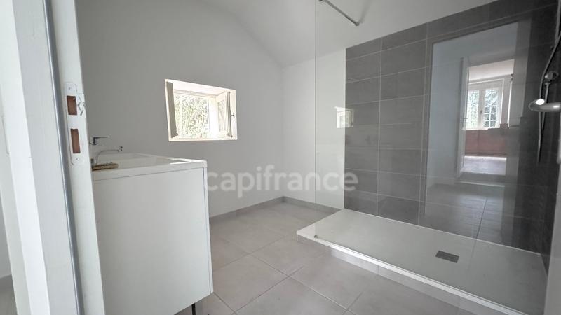 Maison - 143 m² - 6 pièces