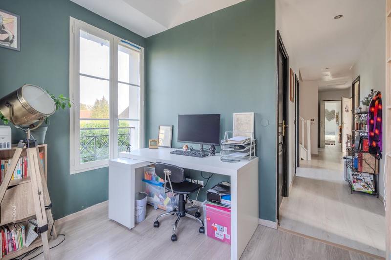 Maison - 170 m² - 8 pièces