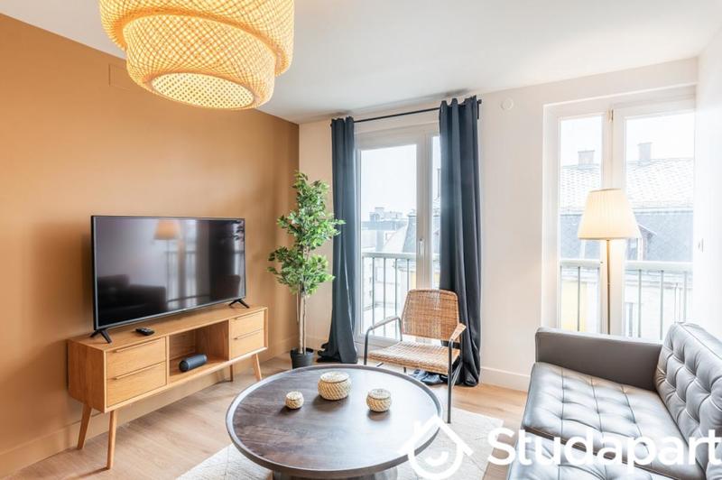 Chambre - 9 m² - 1 pièce