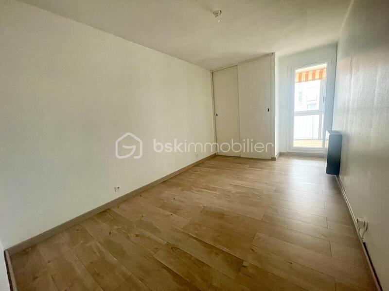 Appartement - 85 m² - 4 pièces
