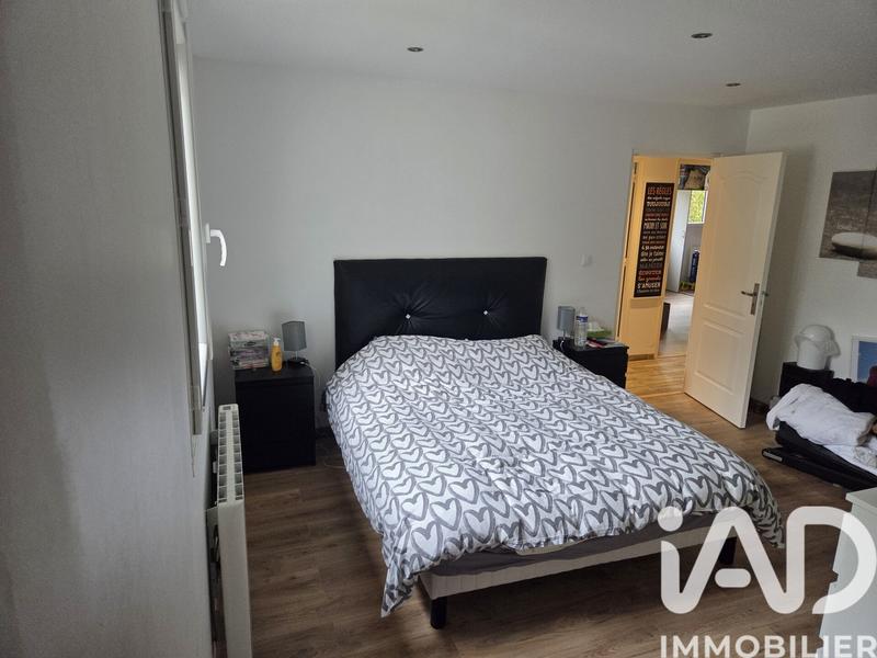 Maison - 210 m² - 7 pièces