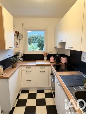 Maison - 74 m² - 5 pièces