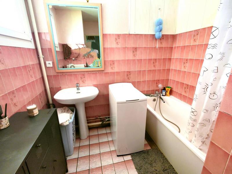 Pavillon - 100 m² - 5 pièces