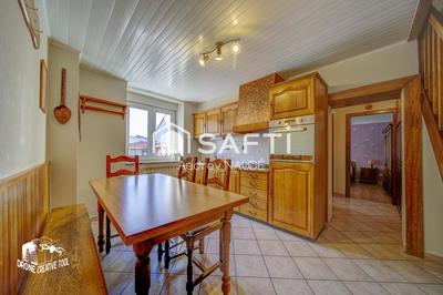 Maison - 140 m² - 5 pièces