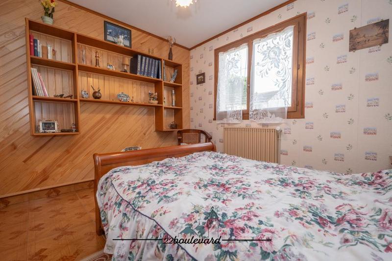 Pavillon - 130 m² - 6 pièces