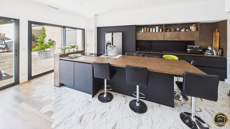 Maison contemporaine - 155 m² - 6 pièces