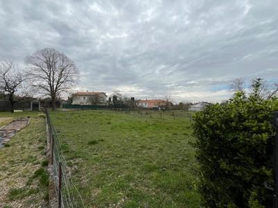 Terrain constructible - 477 m²