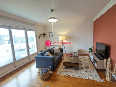 Appartement - 81 m² - 3 pièces