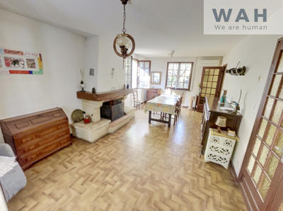 Maison - 90 m² - 4 pièces