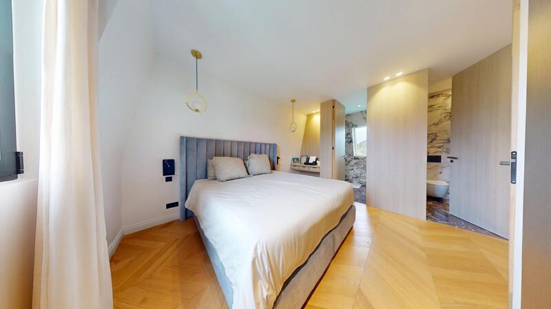 Villa - 200 m² - 7 pièces