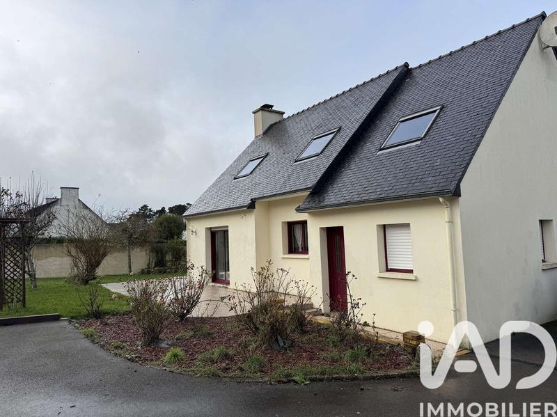 Maison - 96 m² - 6 pièces