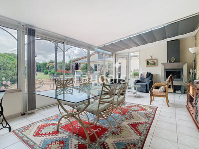 Maison - 168 m² - 7 pièces