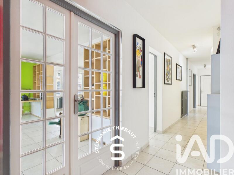 Appartement - 140 m² - 5 pièces