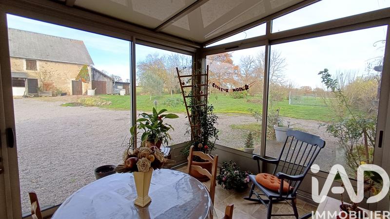 Maison - 232 m² - 11 pièces