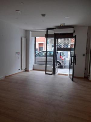 Local commercial - 138 m² - 5 pièces