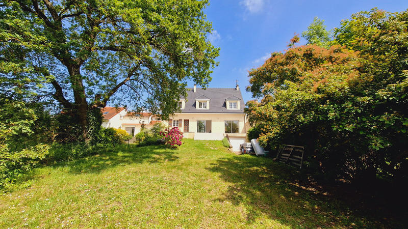 Maison - 175 m² - 7 pièces