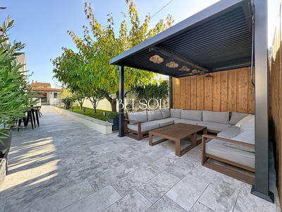 Maison - 127 m² - 5 pièces