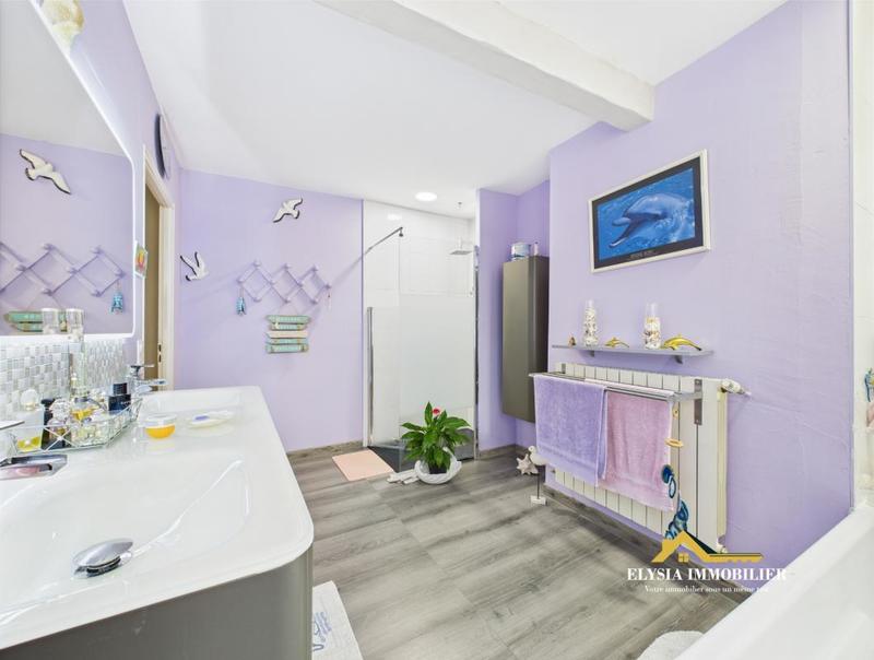 Maison de village - 147 m² - 6 pièces