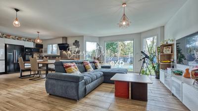 Maison - 113 m² - 6 pièces