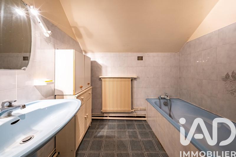 Maison - 138 m² - 6 pièces