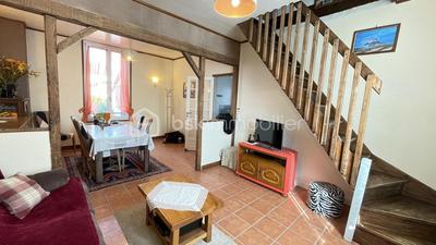 Maison traditionnelle - 70 m² - 4 pièces