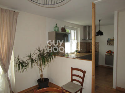 Maison - 80 m² - 4 pièces