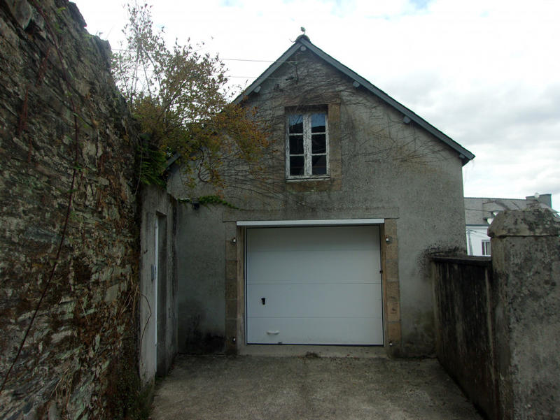 Maison - 200 m² - 8 pièces