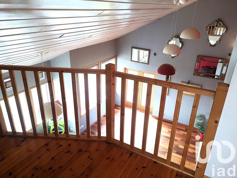 Maison - 172 m² - 8 pièces