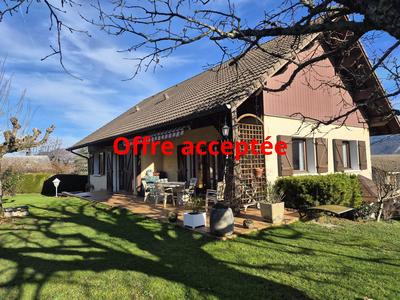 Maison - 140 m² - 5 pièces