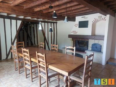 Corps de ferme - 170 m² - 6 pièces
