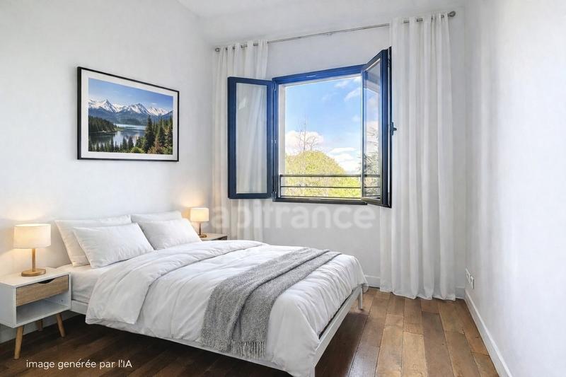 Maison - 181 m² - 8 pièces