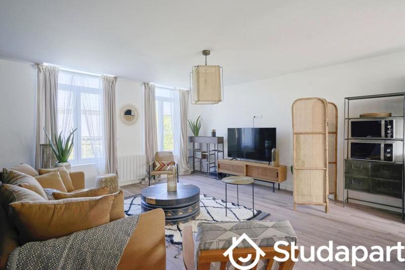 Chambre - 11 m² - 1 pièce