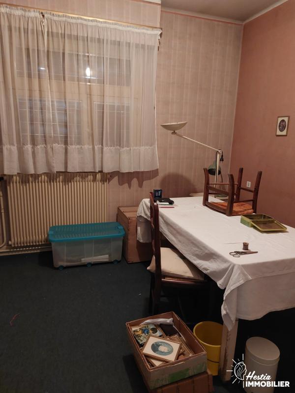 Maison - 180 m² - 8 pièces