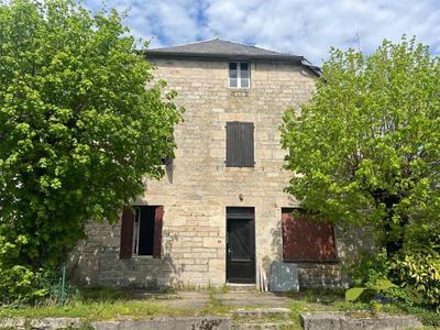 Maison en pierre - 165 m² - 7 pièces
