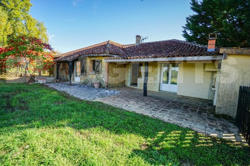 Propriété - 400 m² - 15 pièces