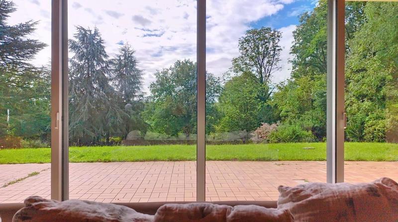 Propriété - 350 m² - 12 pièces