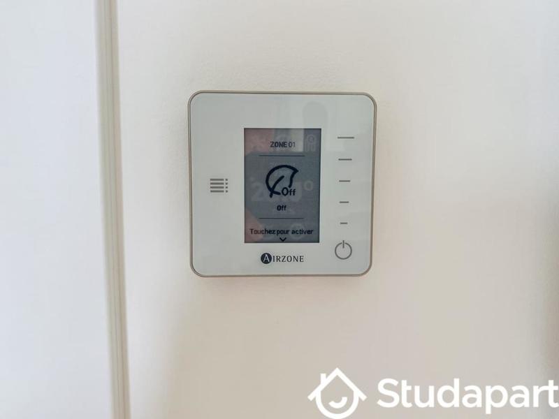 Chambre - 11 m² - 1 pièce