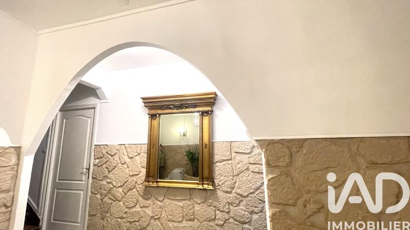 Maison - 201 m² - 7 pièces