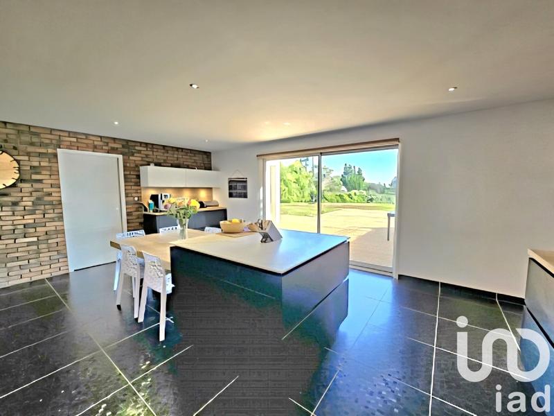 Maison de maîtres - 375 m² - 9 pièces