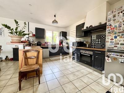 Maison - 161 m² - 6 pièces