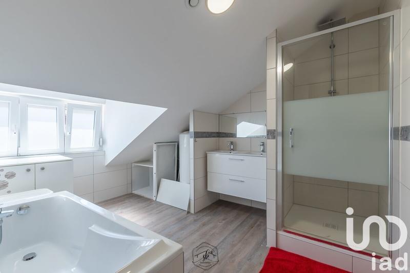 Maison - 145 m² - 6 pièces