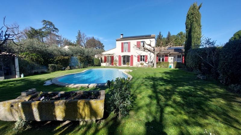 Maison - 150 m² - 5 pièces