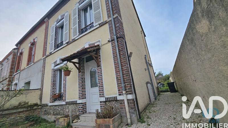 Maison - 89 m² - 5 pièces