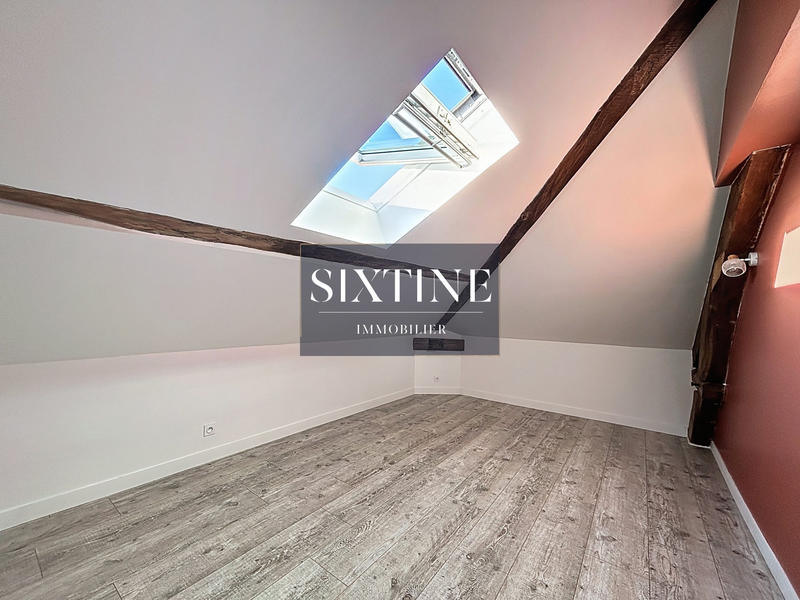 Appartement - 80 m² - 5 pièces