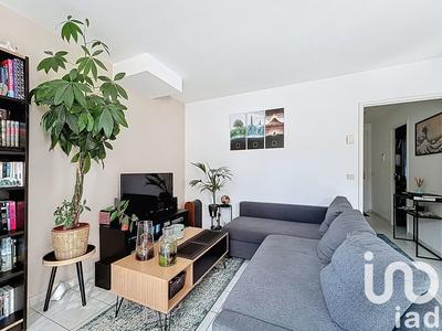 Maison - 80 m² - 5 pièces