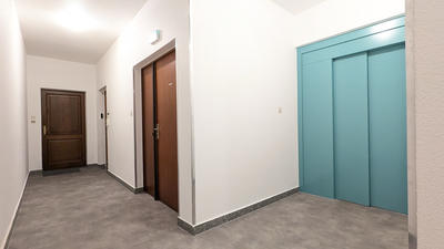 Local commercial - 113 m² - 4 pièces